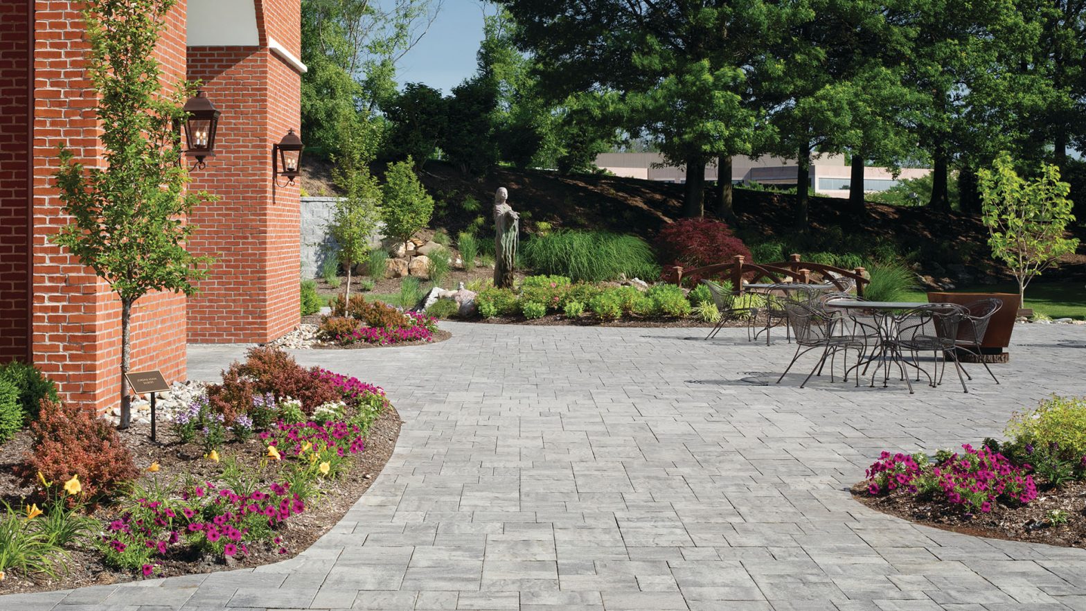 CatalinaSlate_Pavers_HeroImage_01